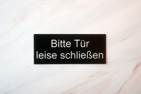 Bitte Tür leise schließen | Graviertes Schild, Einleger, Briefkastenschild