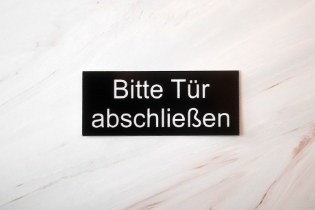 Bitte Tür abschließen | Graviertes Schild, Einleger, Briefkastenschild